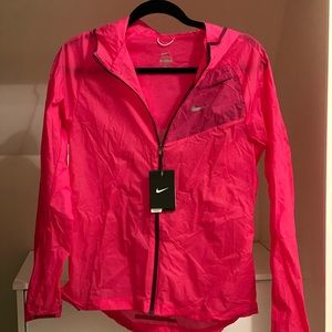 Nike Impossibly Light running jacket NWT